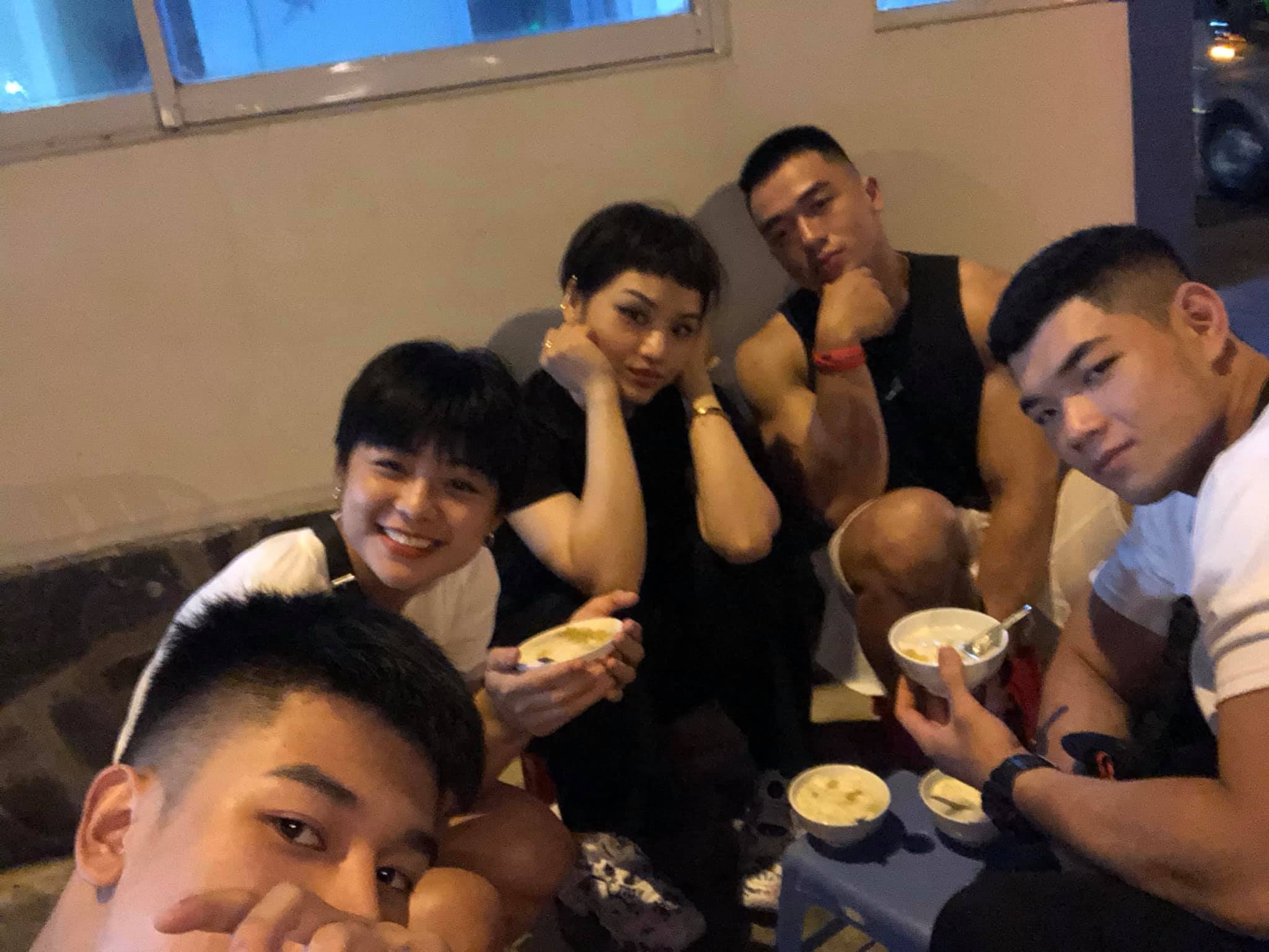 bạn trai miu lê ảnh 8 ban trai miu le anh 8