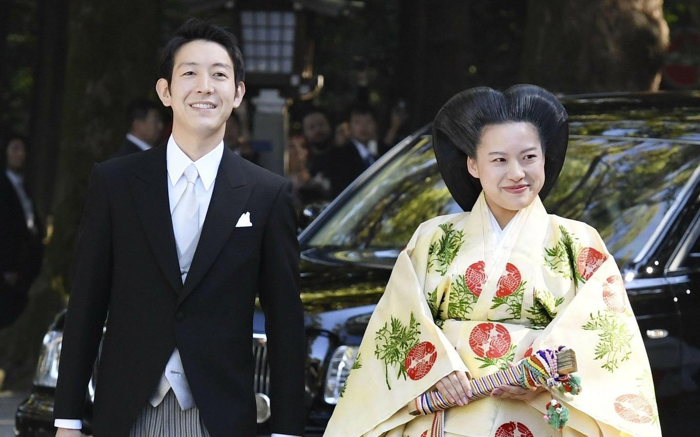 Chuyen tinh dep cua Cong chua Nhat Ban Ayako va vi hon phu thuong dan hinh anh