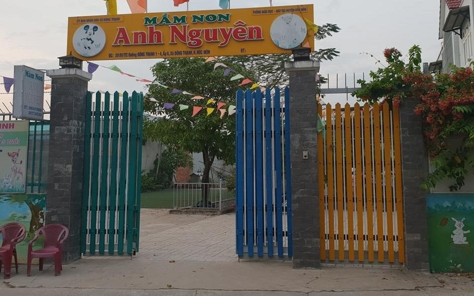 Bao mau mo nham nuoc nong, be gai 18 thang tuoi o Sai Gon bi bong hinh anh