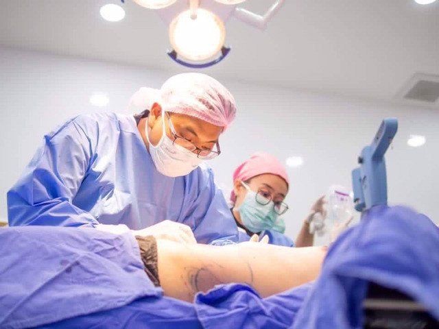 phau thuat 6 mui anh 1