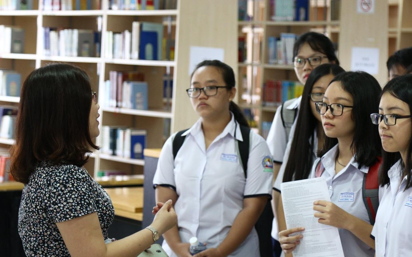 DH Luat TP.HCM du kien phuong an tuyen sinh 2019 hinh anh