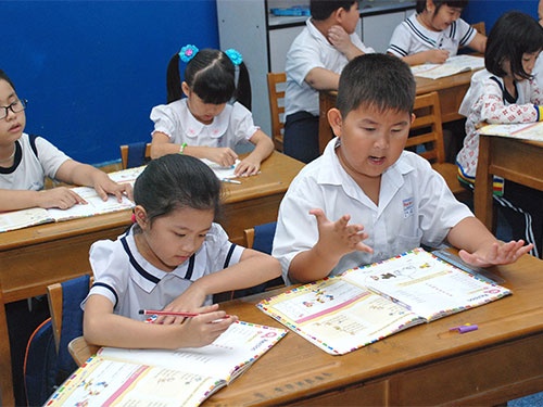 Ban khoan 'mot mon 3 thay' khi day tich hop hinh anh