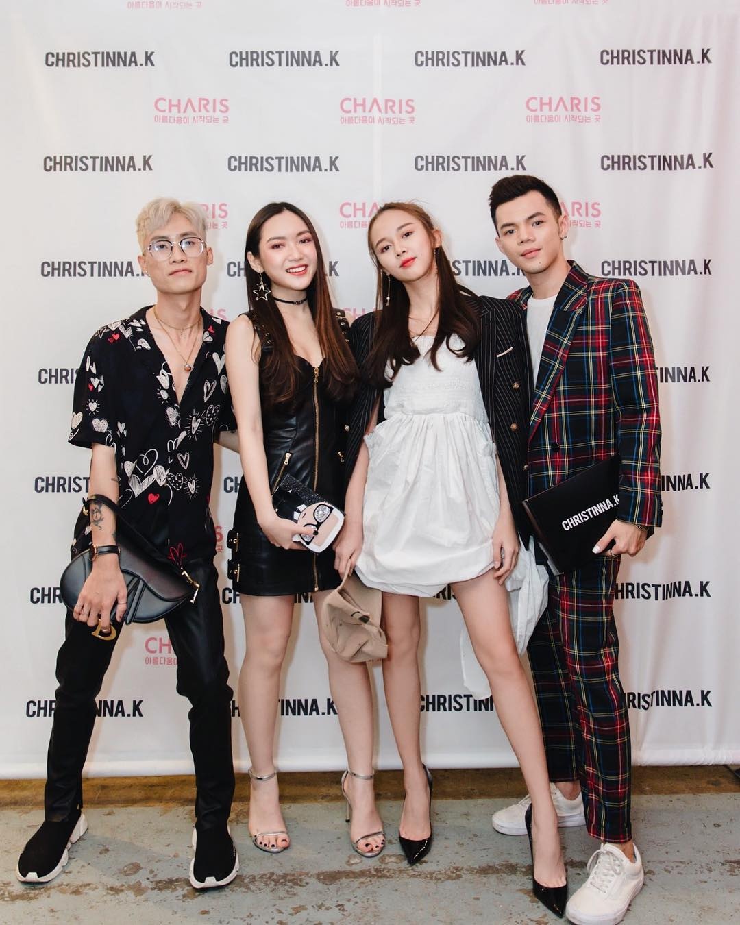 hoi con nha giau chau A anh 7