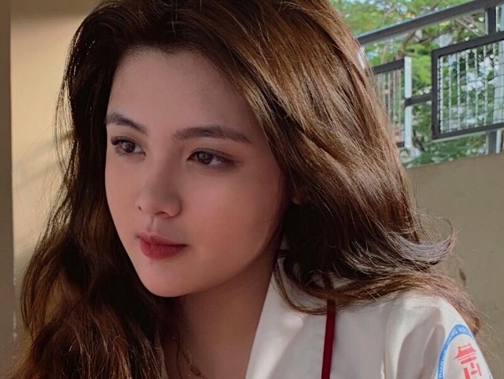 Nu sinh Sai Gon len dien dan Trung Quoc: 'Minh so bi dan mang nem da' hinh anh