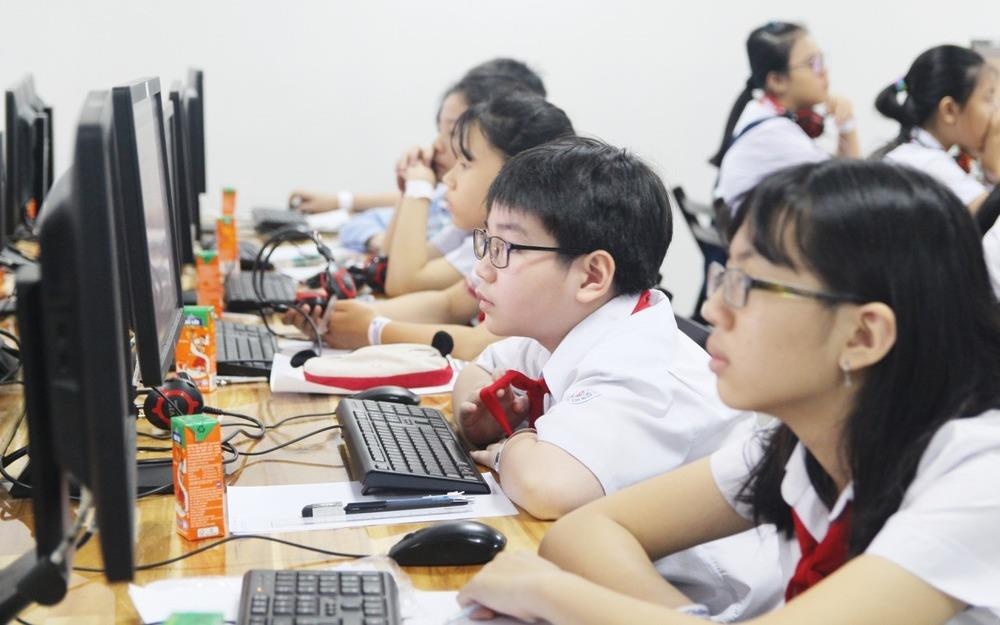 TP.HCM tien toi tuyen sinh dau cap qua mang hinh anh