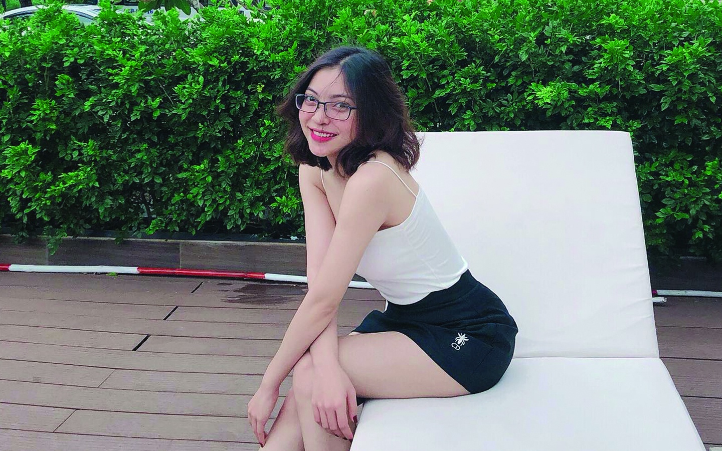 MV dau tay gay tranh cai cua Nhat Le hinh anh