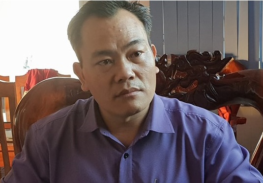 Phu huynh doi 100 trieu vi con bi danh tiep tuc muon kien truong hinh anh