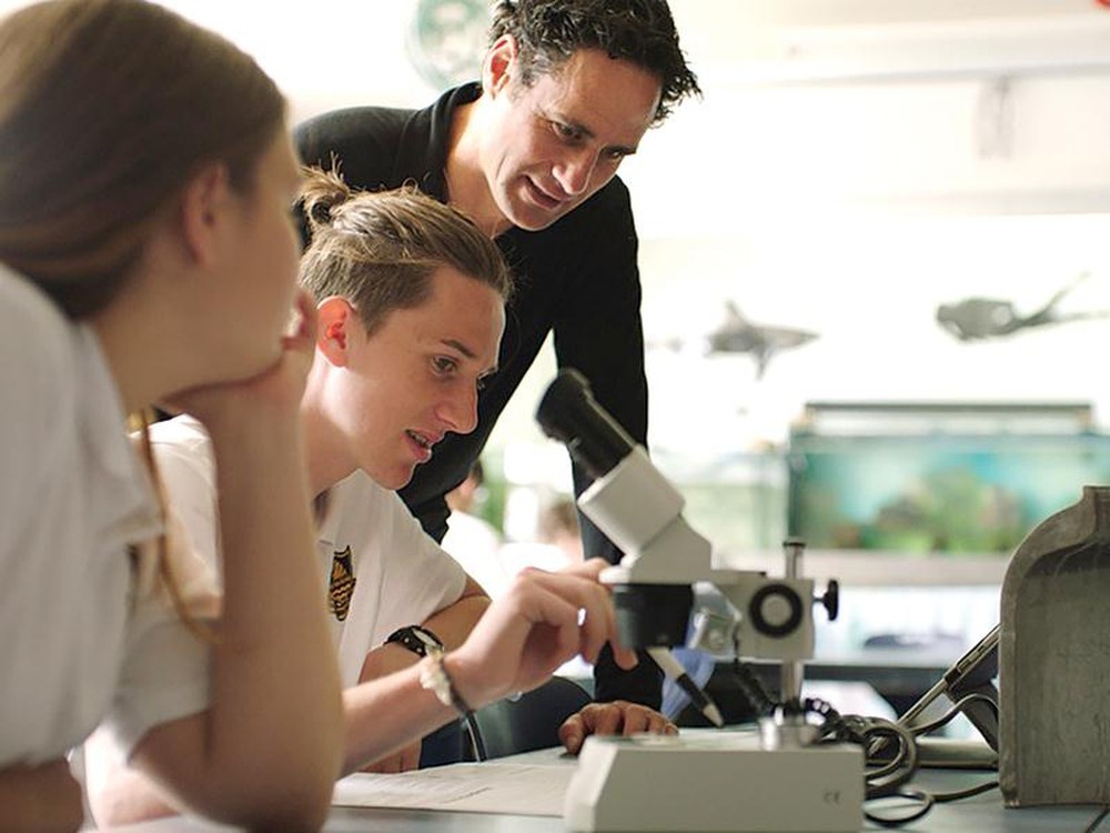 Dau tu vao giao duc de chuan bi cho tuong lai hinh anh