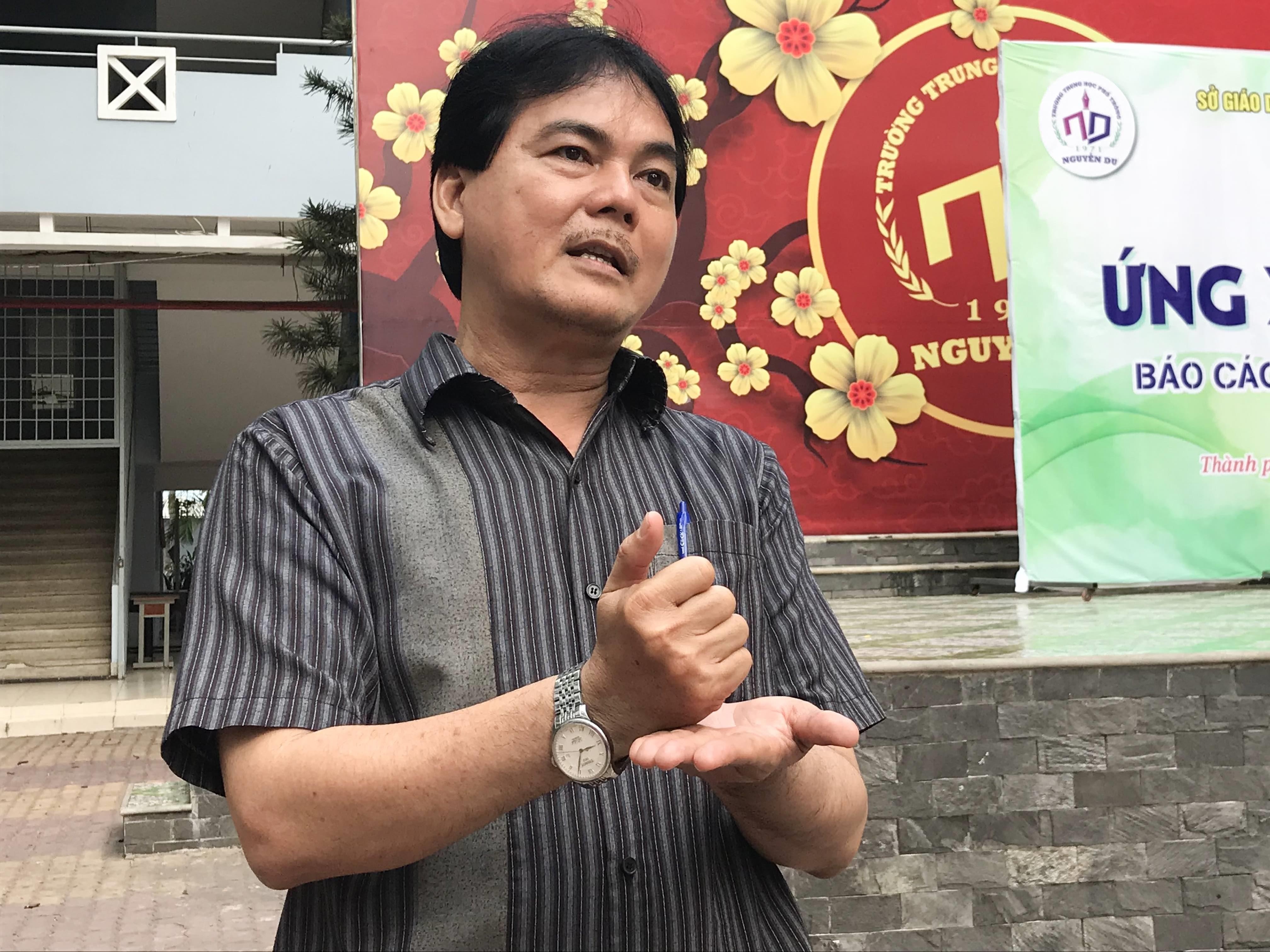 hoc sinh lam bai thi tren may tinh anh 3