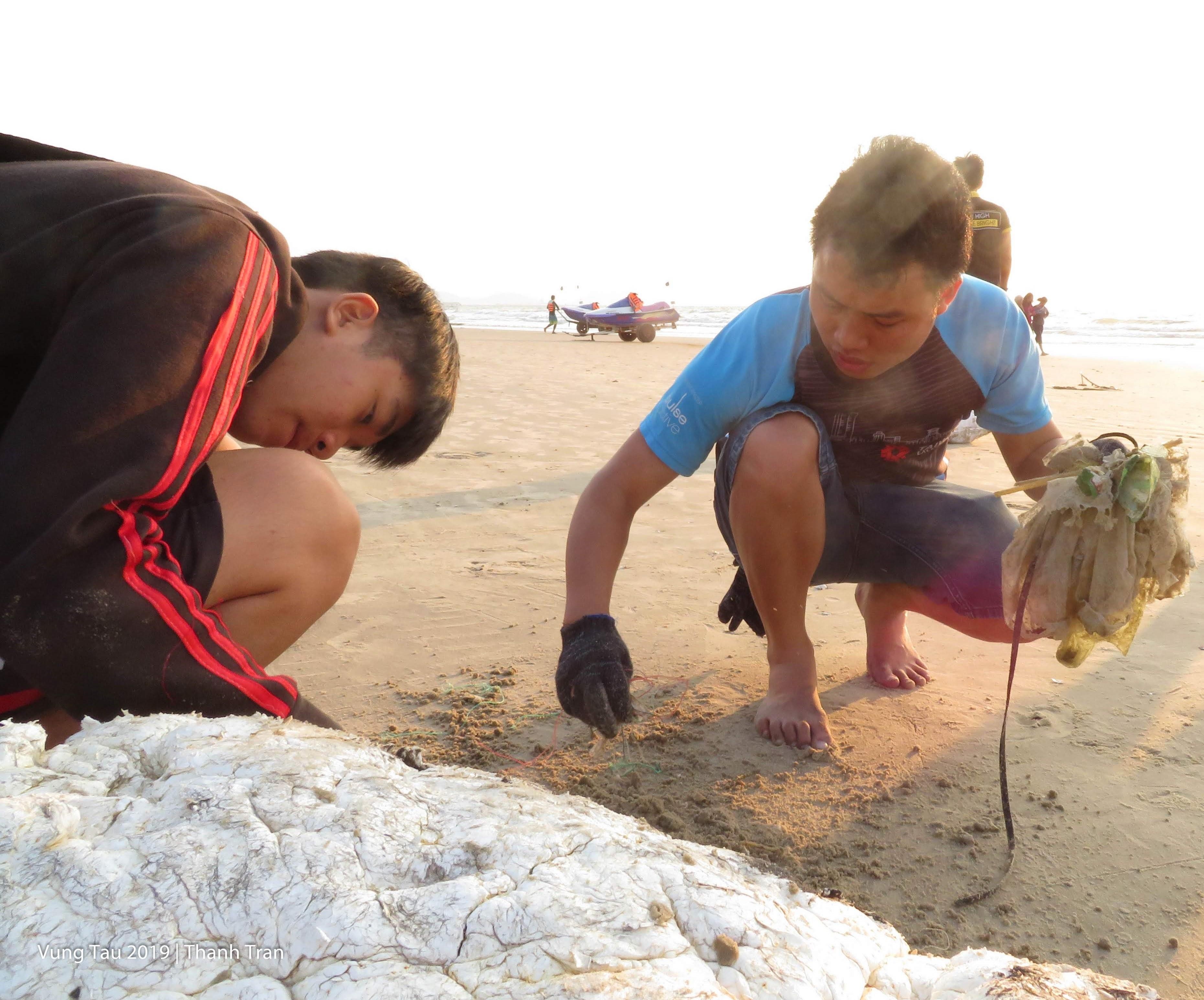 người trẻ sống xanh bảo vệ môi trường ảnh 2 nguoi tre song xanh bao ve moi truong anh 2