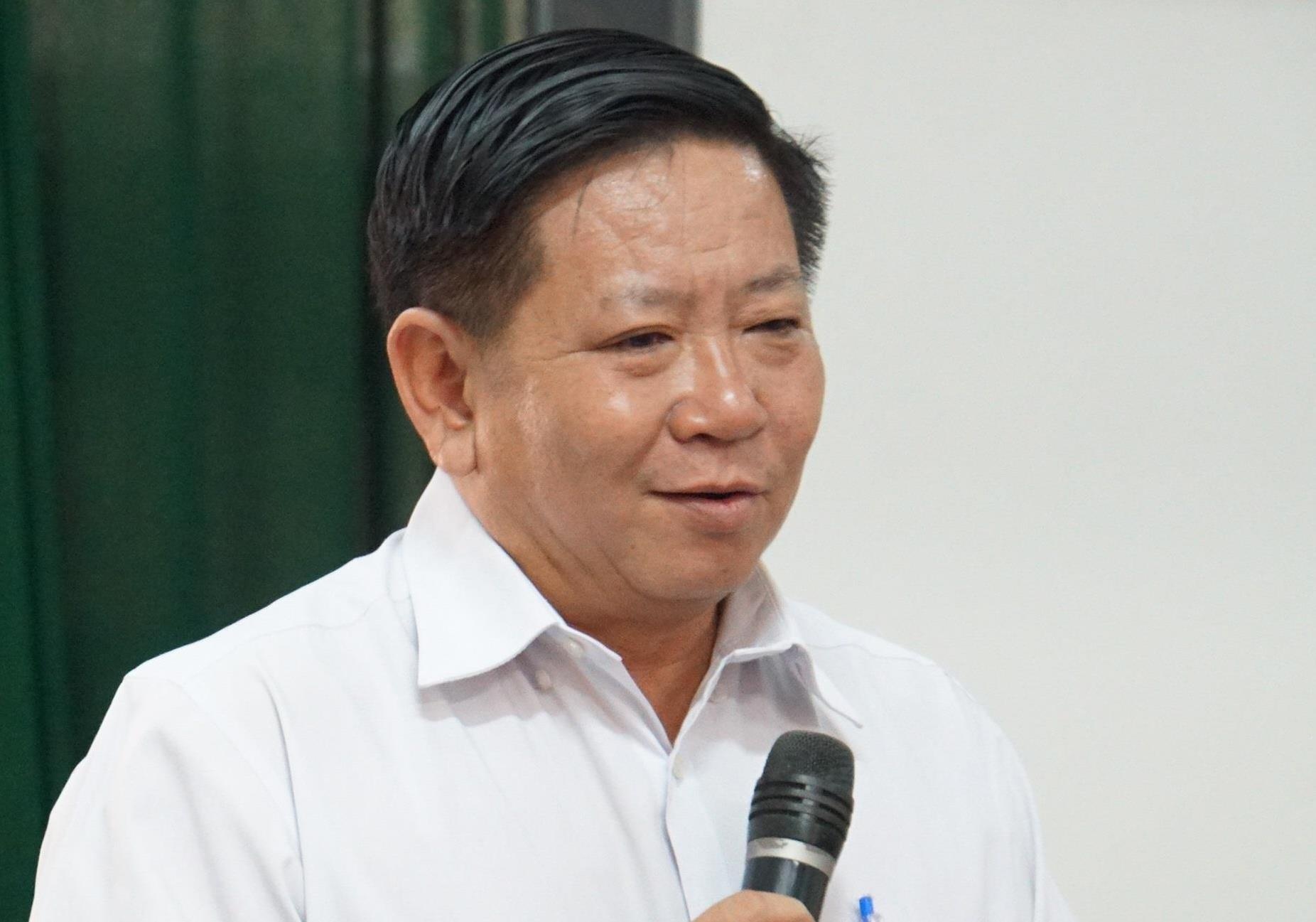 Hieu truong: 'Toi khong tru dap thay giao cho hoc sinh dong canh nong' hinh anh