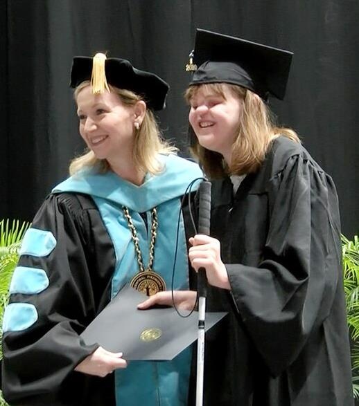 nu sinh khong co mat mui anh 1