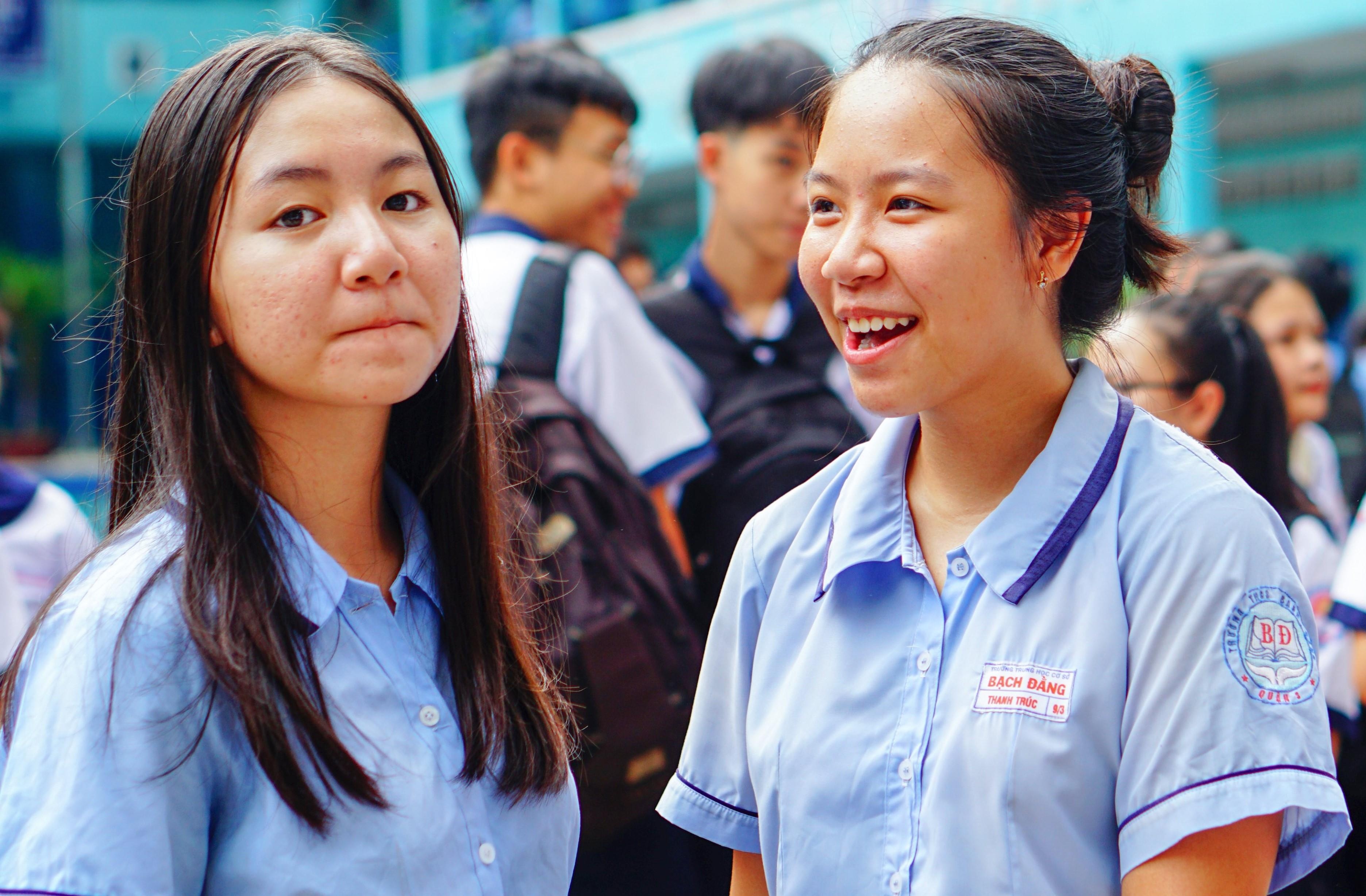 De thi mon Toan lop 10 o TP.HCM de lay diem 8 hinh anh