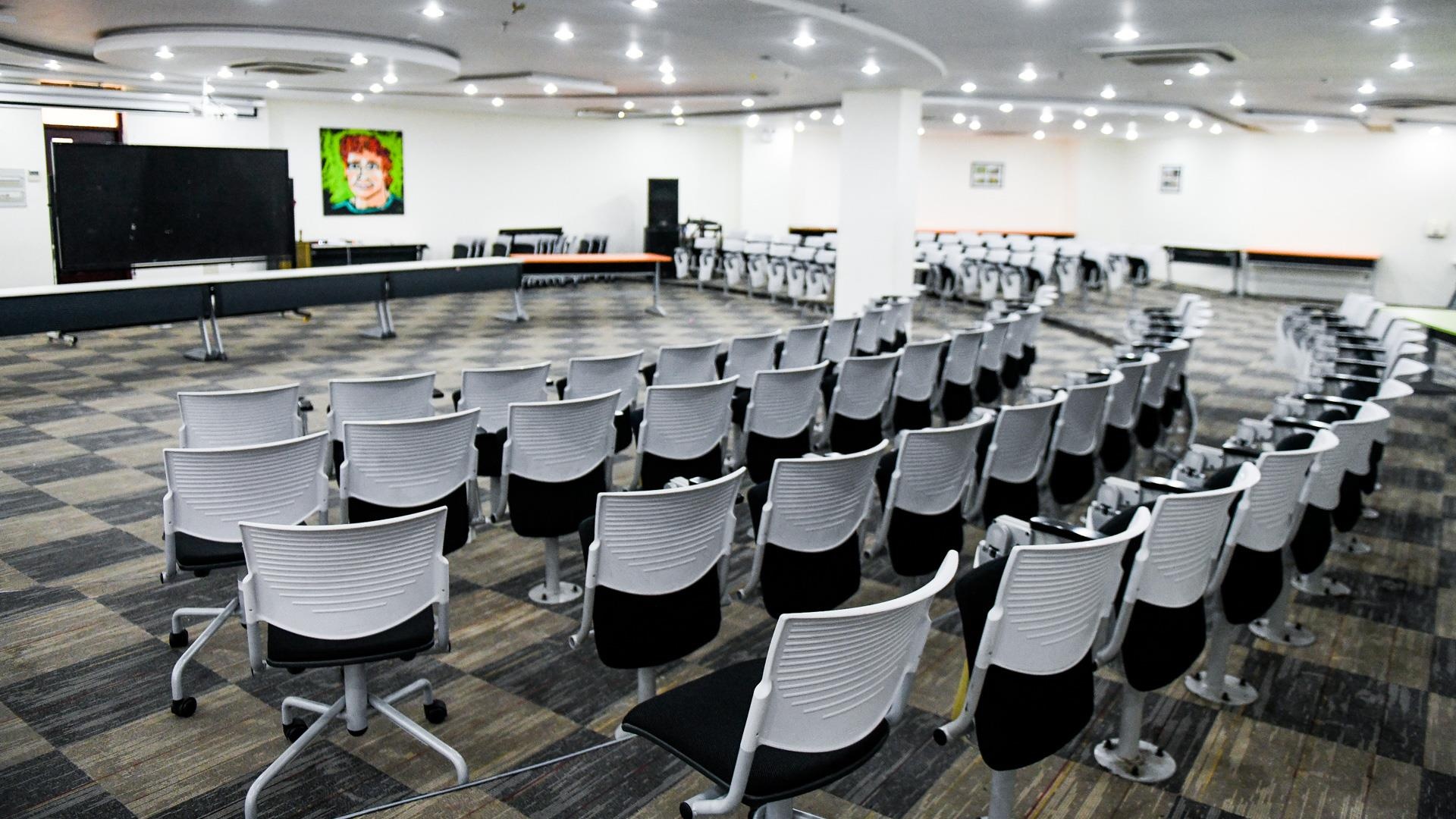 truong quoc te tai Viet Nam anh 6