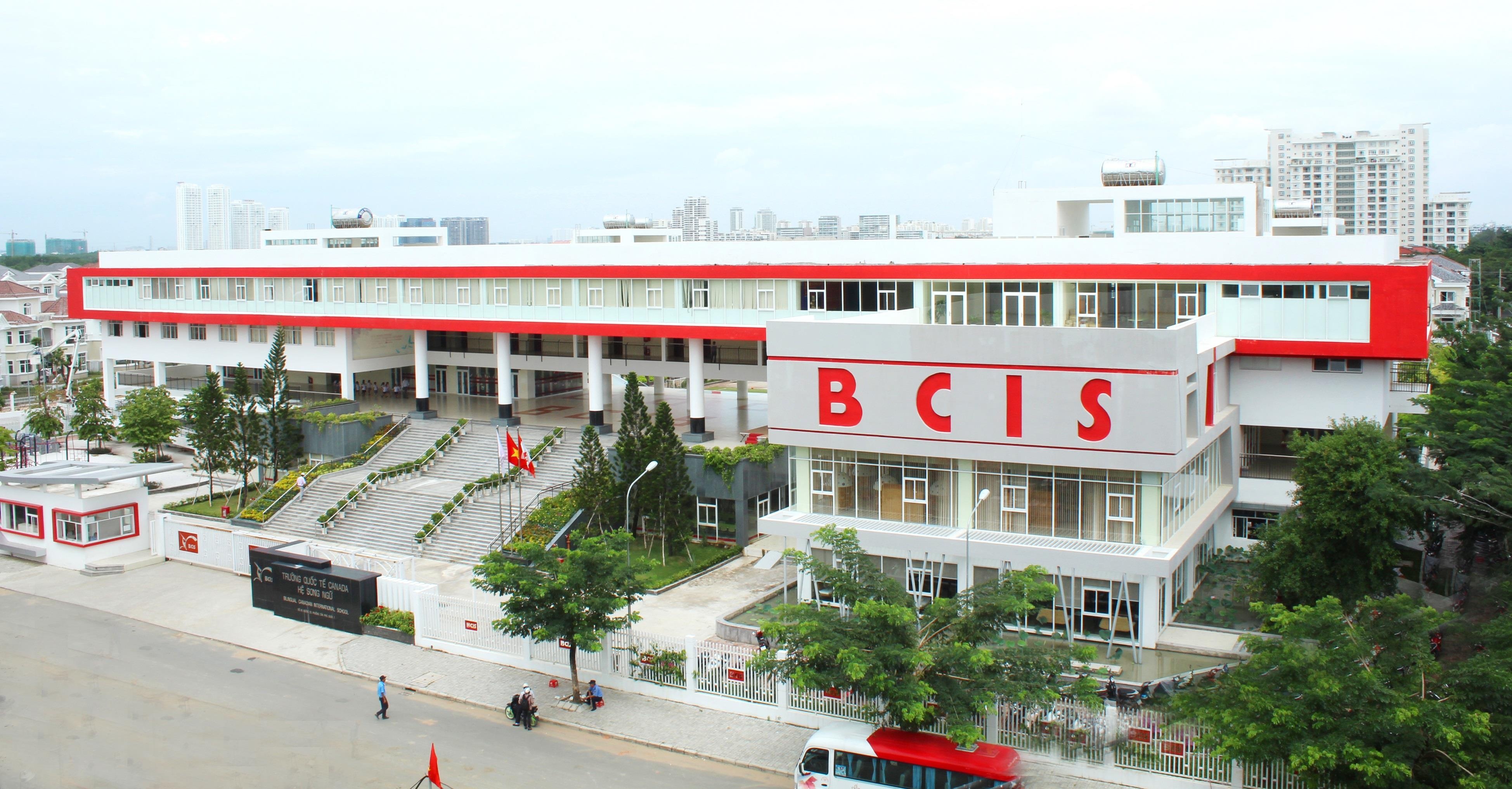 truong quoc te tai Viet Nam anh 2