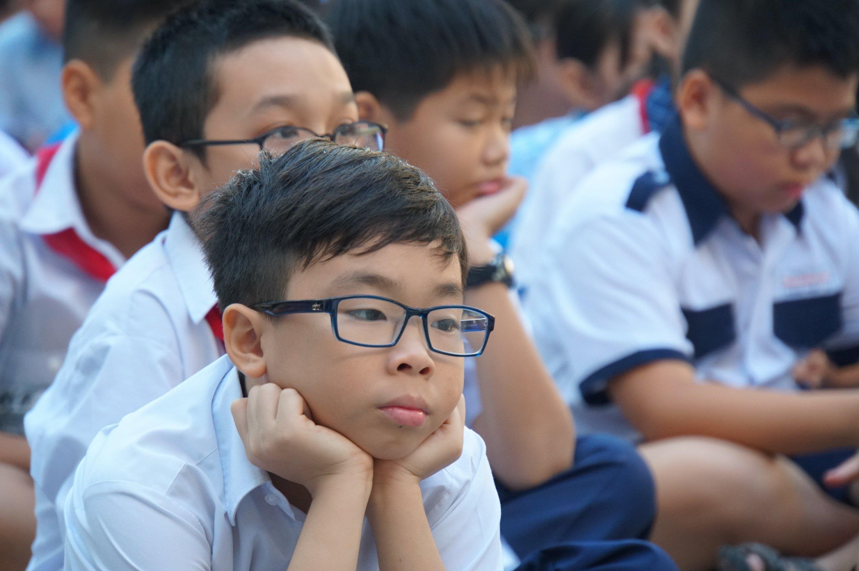 Dap an, de thi khao sat vao lop 6 truong chuyen Tran Dai Nghia TP.HCM hinh anh