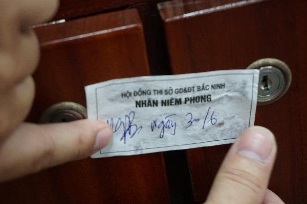 cham thi thpt quoc gia anh 3