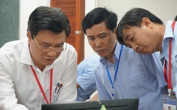 Cham thi tai Bac Giang: Bai Ngu van tu 0,75 den 8,5 diem hinh anh