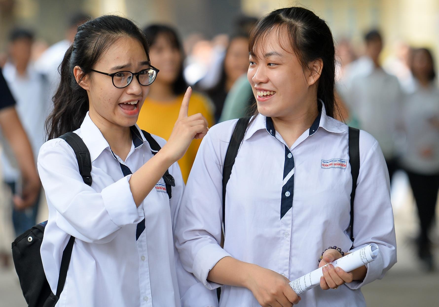 Muc san qua thap, mot so truong tang diem nhan ho so xet tuyen hinh anh