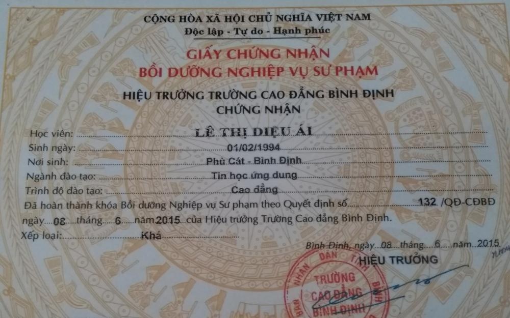 Lam ro vu giao vien co nguy co mat viec do giay chung nhan su pham hinh anh