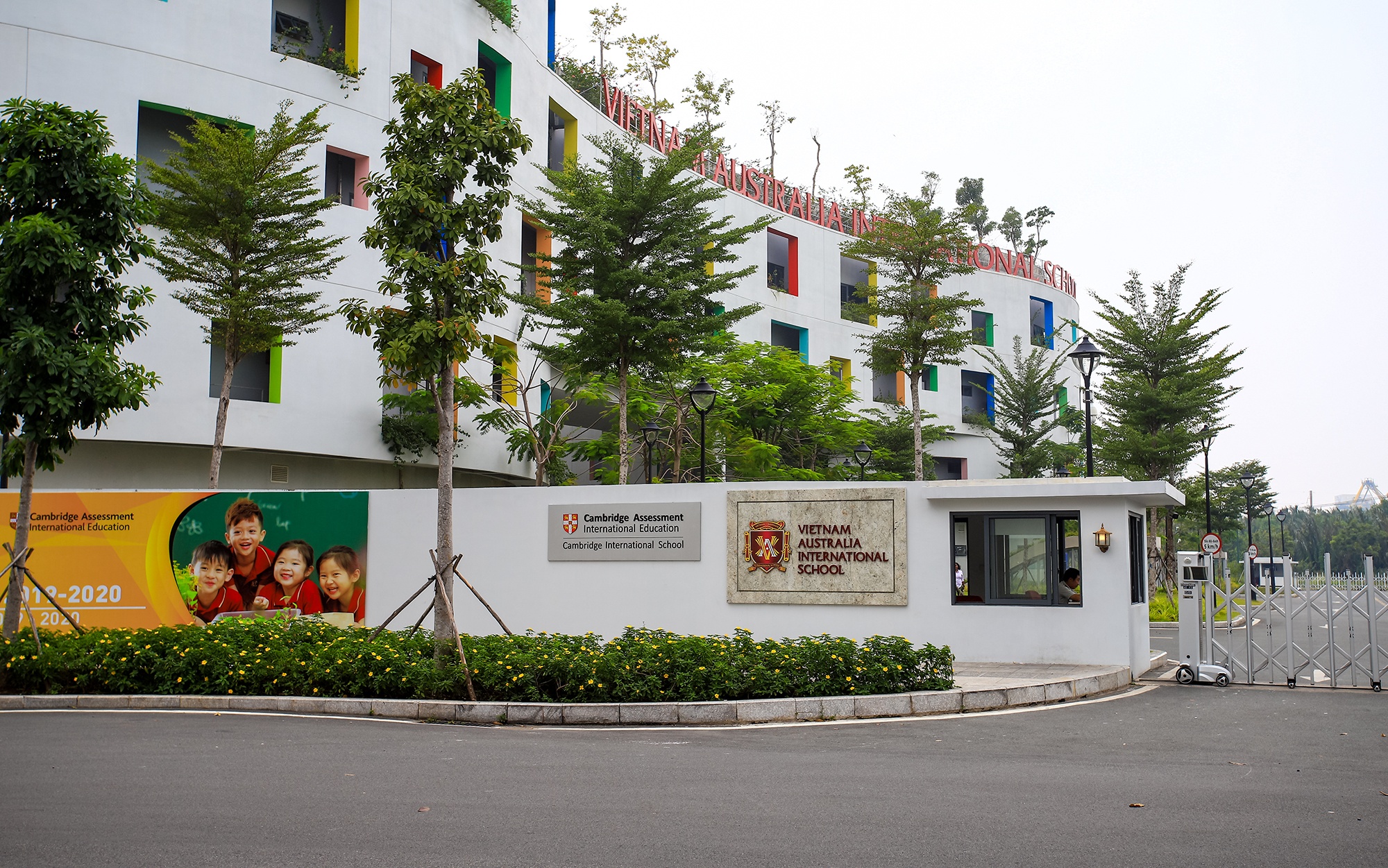 truong quoc te Viet Uc anh 2