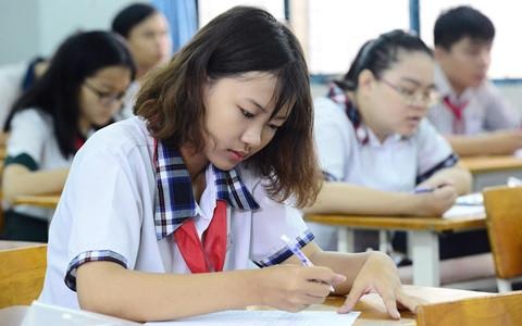 TP.HCM tuyen bo sung gan 100 chi tieu vao truong chuyen hinh anh