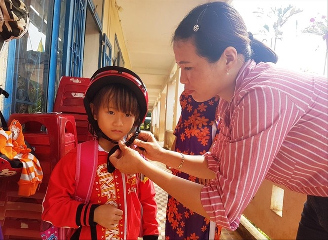 cô giáo làm xe ôm miễn phí ảnh 2 co giao lam xe om mien phi anh 2