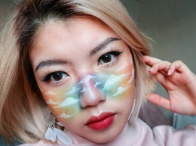 Nu du hoc sinh 9X co tai ve mat hinh anh