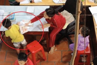 Vu tre bi danh dap o diem day kem: Nguoi day khong phai giao vien hinh anh