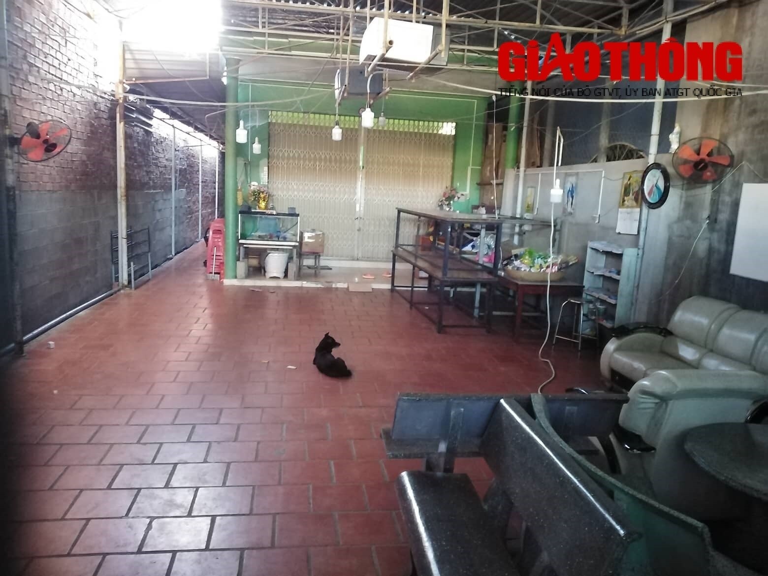 Co so day them danh hoc sinh anh 2