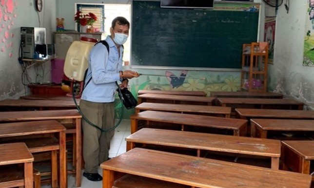Binh Thuan, Kien Giang cho hoc sinh nghi mot tuan phong dich corona hinh anh