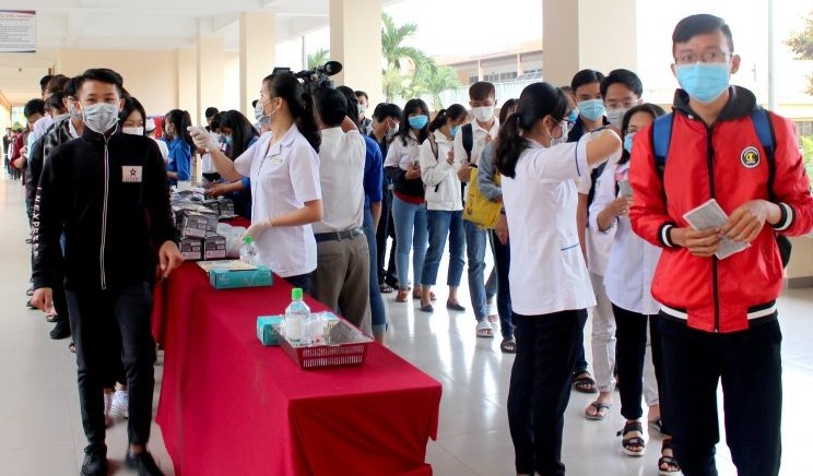 Truong dai hoc cho sinh vien nghi 6 tuan tranh virus corona hinh anh