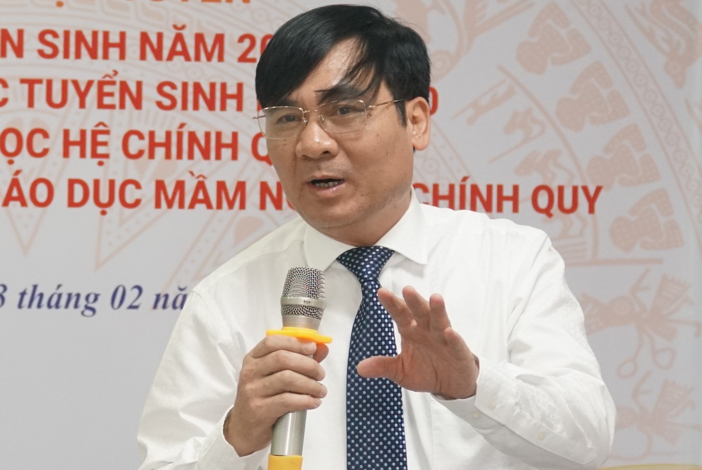 Chuong trinh chat luong cao hay co dich vu chat luong cao? hinh anh