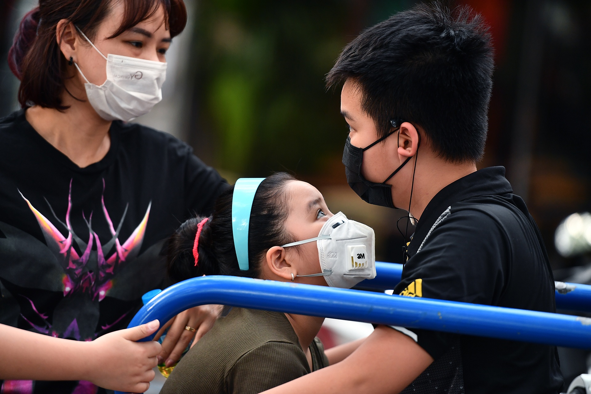 Da Nang rut quyet dinh cho hoc sinh tro lai truong ngay 17/2 hinh anh