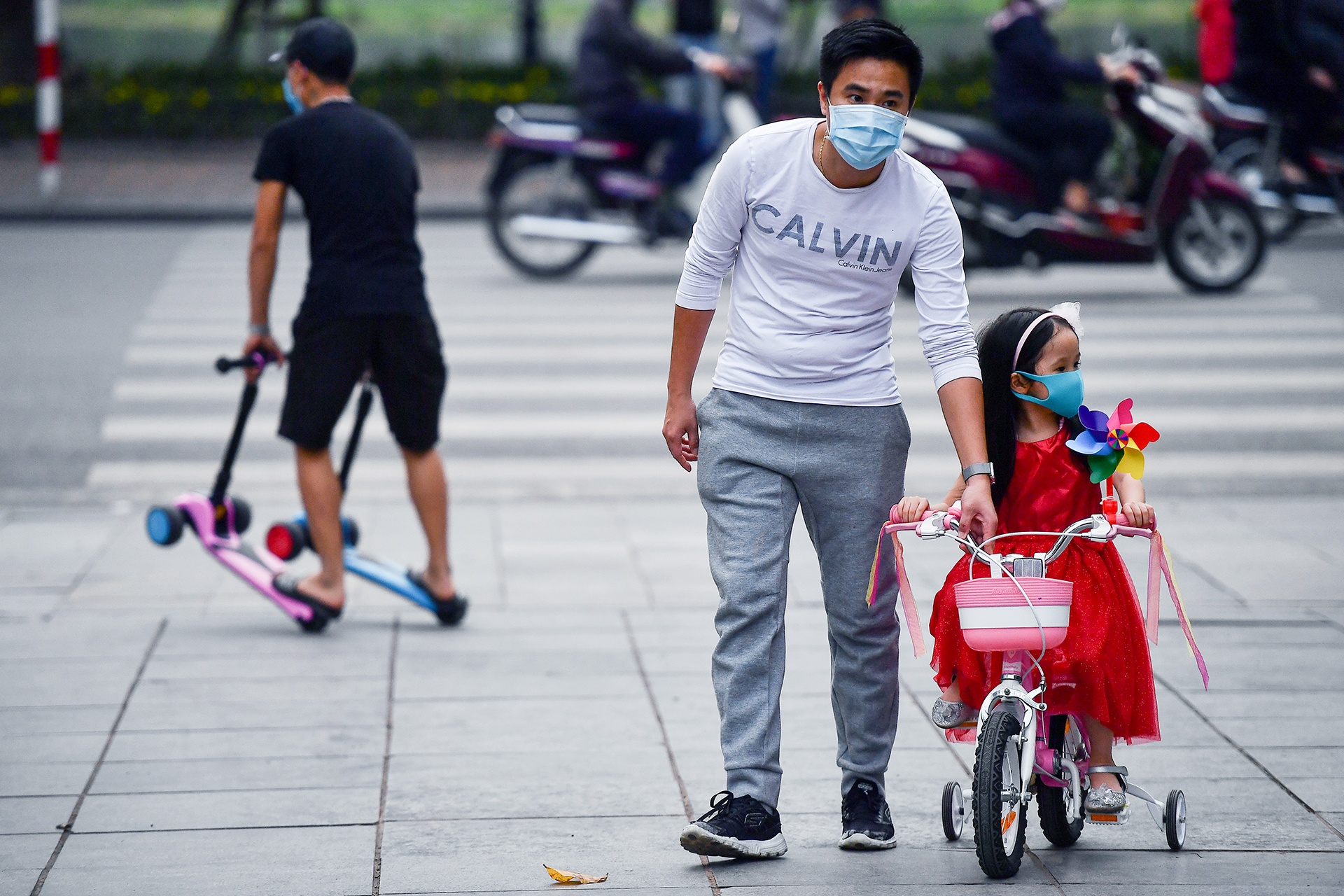 Bo GD&DT de nghi hoc sinh mam non, tieu hoc, THCS tiep tuc nghi hinh anh