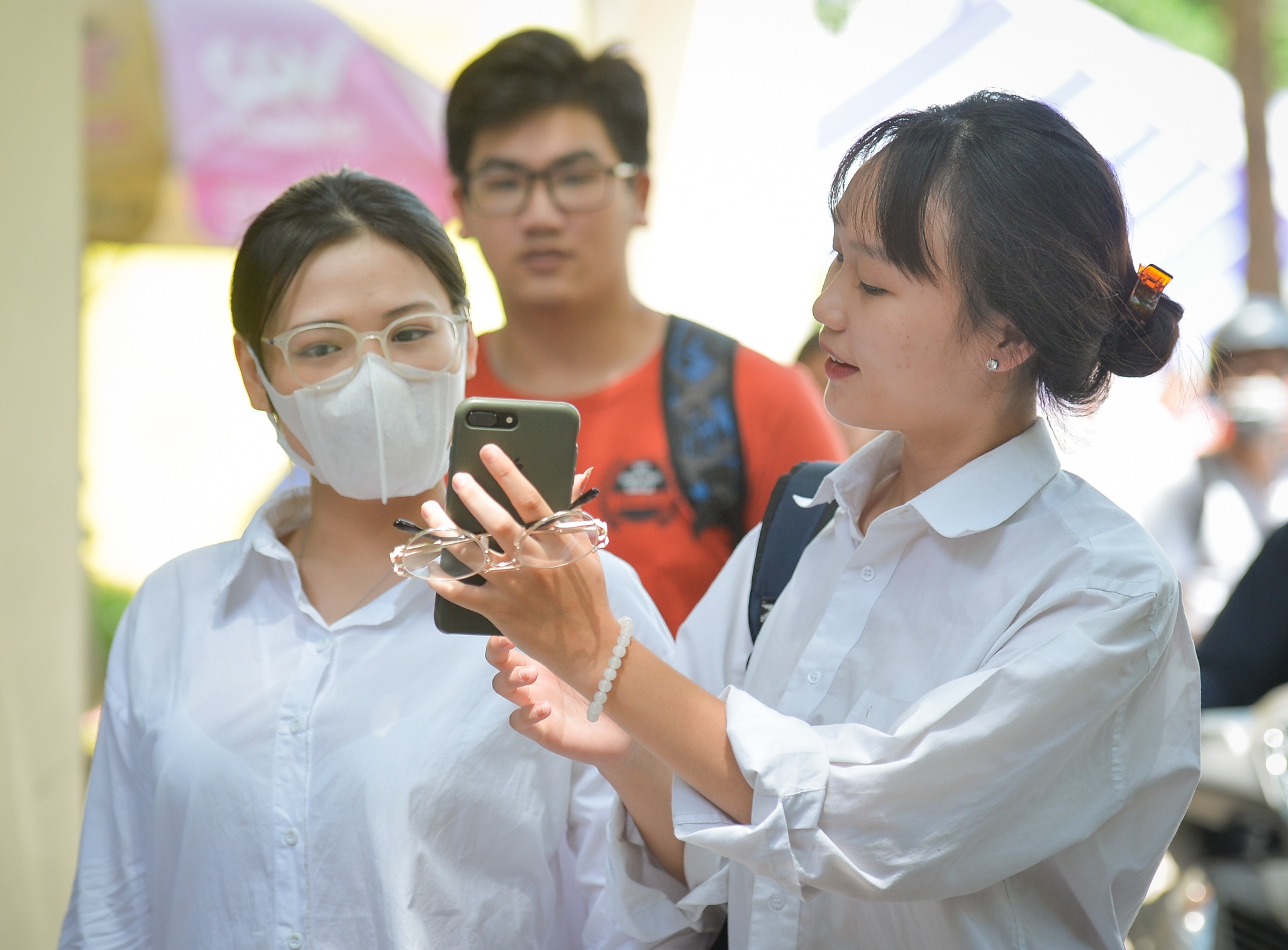 Them mot tinh cho hoc sinh nghi het thang 3 hinh anh