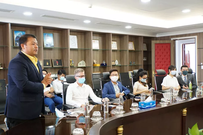 giam luong giang vien anh 1