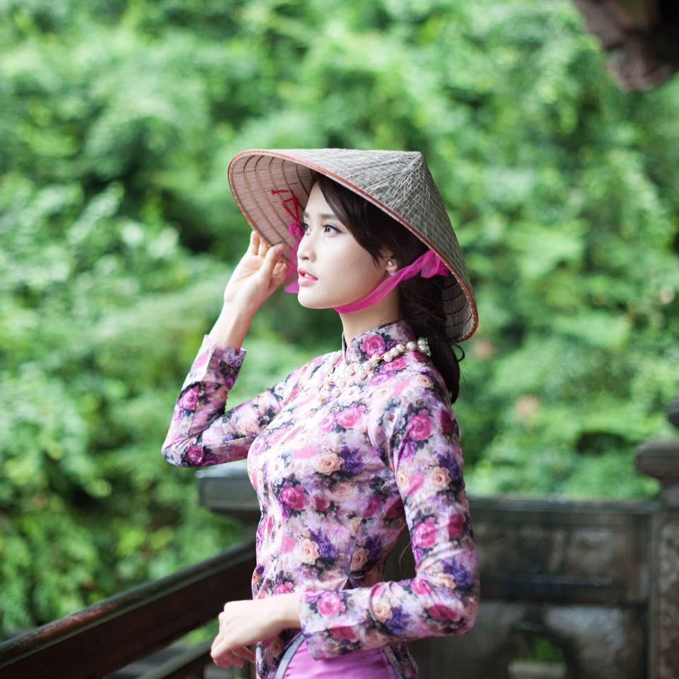 Co giao xinh dep day hoc truc tuyen anh 1