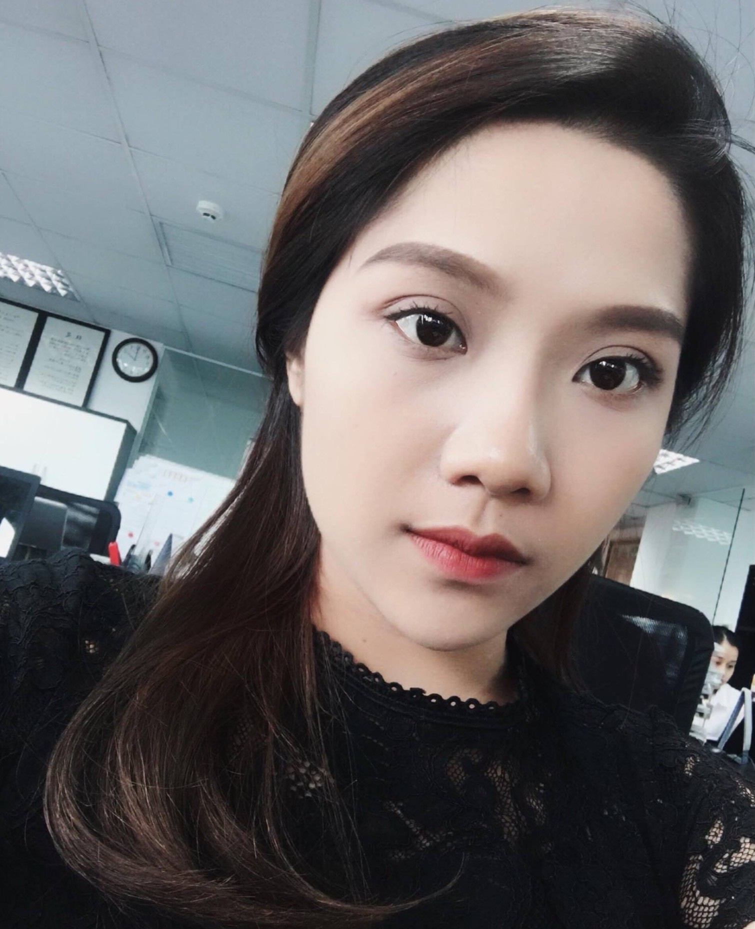 Co giao xinh dep day hoc truc tuyen anh 4