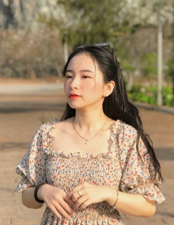 Co giao xinh dep day hoc truc tuyen anh 9