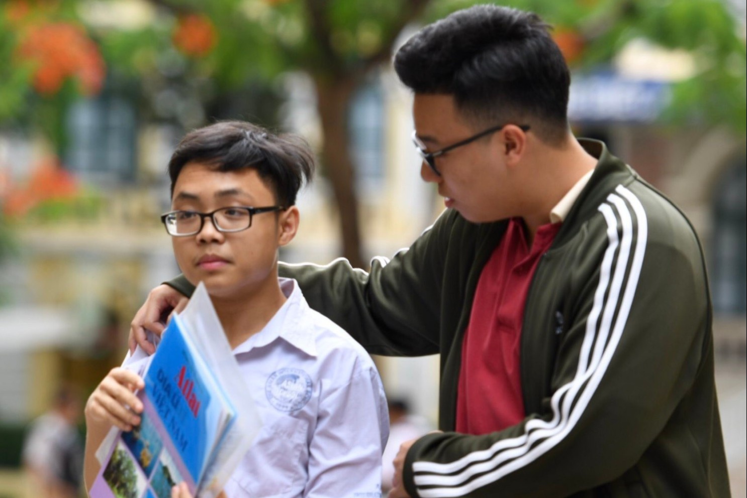 Xet tuyen bang hoc ba co lam tang ty le choi vao dai hoc khong? hinh anh