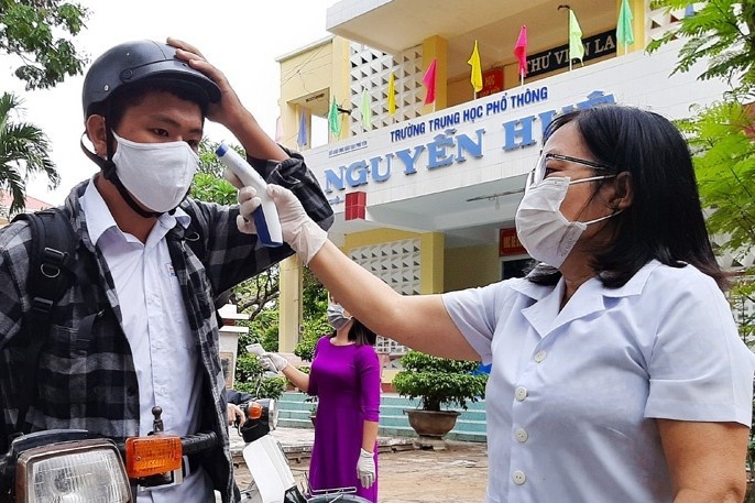 Khong dam bao an toan mua dich, truong hoc phai dong cua hinh anh