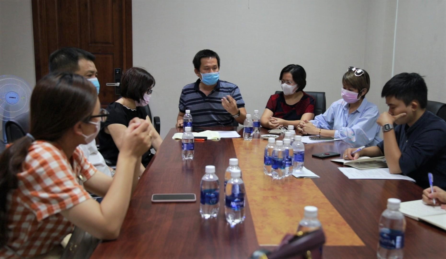 hoc phi truong quoc te mua dich anh 1