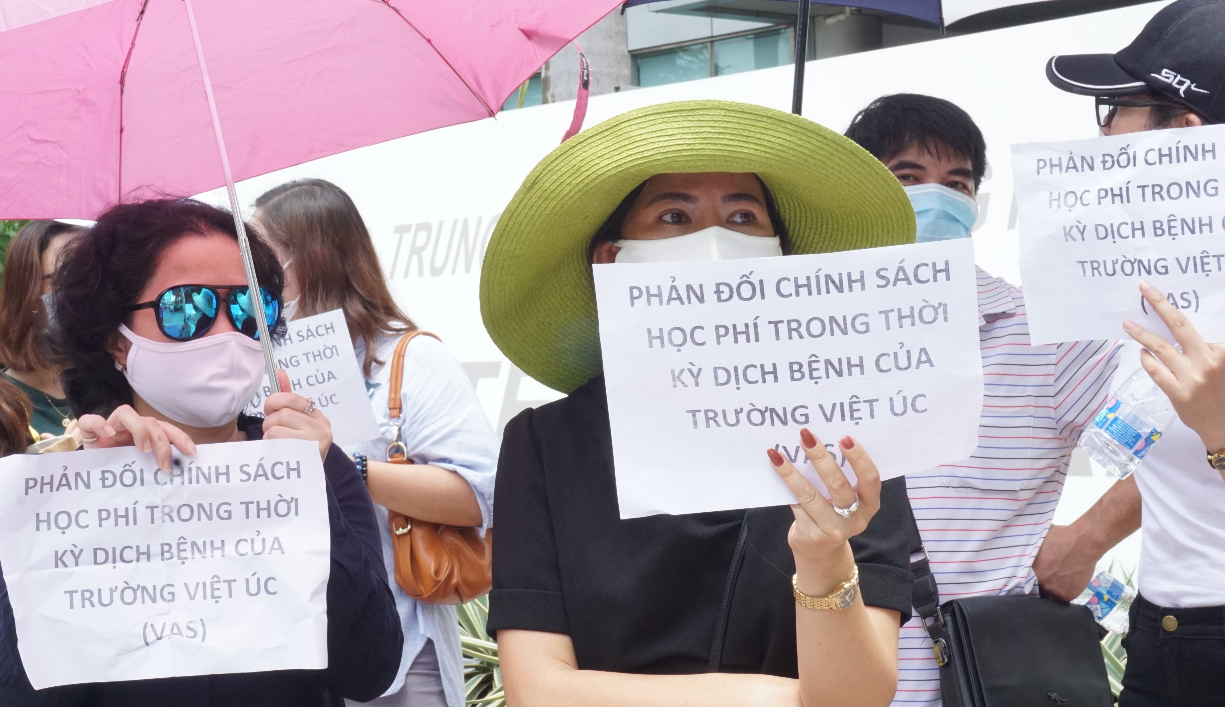 trường Việt Úc đuổi học sinh ảnh 1 truong Viet Uc duoi hoc sinh anh 1