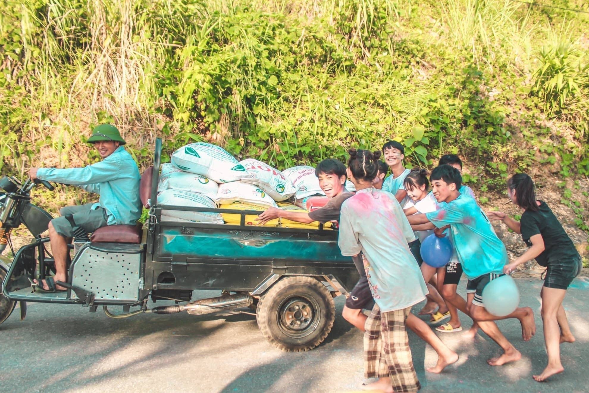 Bo anh ky yeu do giao vien chu nhiem chup nhan nhieu loi khen hinh anh