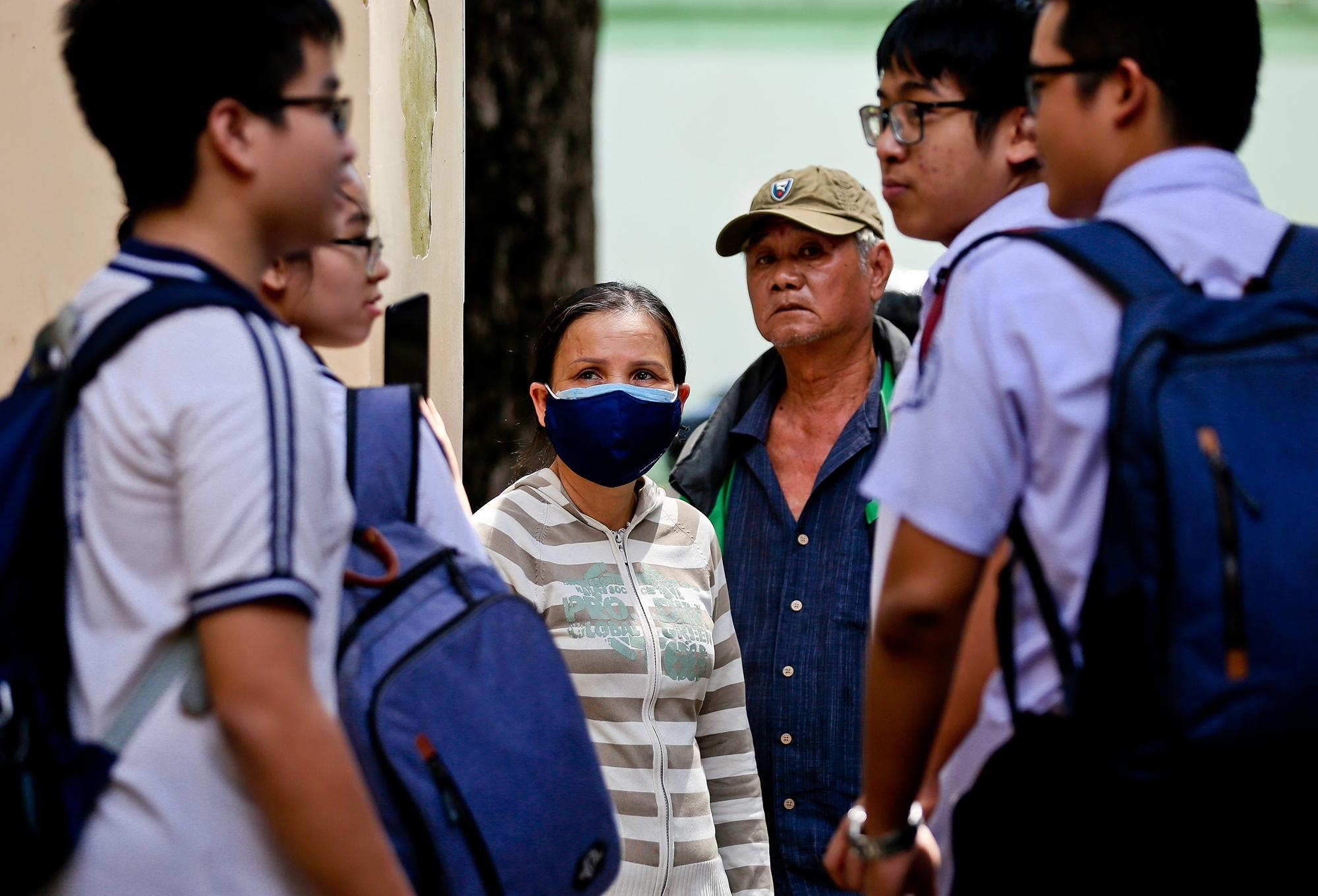 Thi lop 10 TP.HCM anh 4