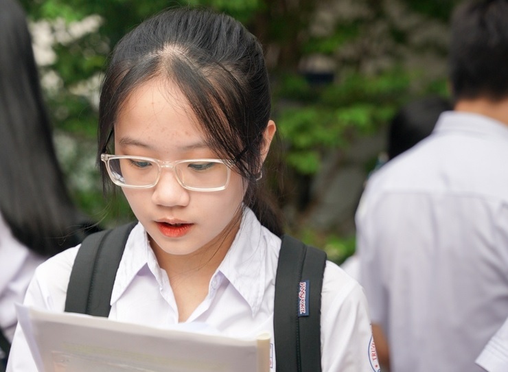 Thong bao sai dia diem thi lop 10, So GD&DT Ha Noi noi gi? hinh anh