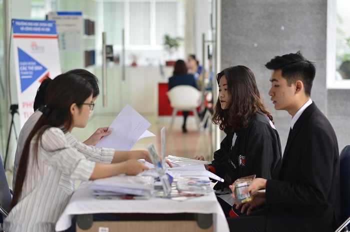 tiếp nhận du học sinh về nước ảnh 2 tiep nhan du hoc sinh ve nuoc anh 2