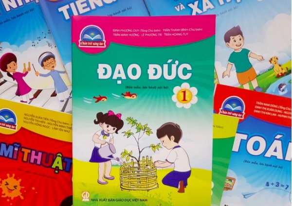 So GD&DT TP.HCM noi gi ve thong tin lao cong nhan tien viet sach? hinh anh