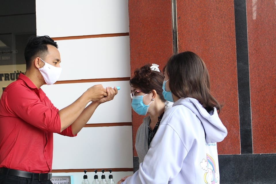 lui tuu truong vi dich Covid-19 anh 1